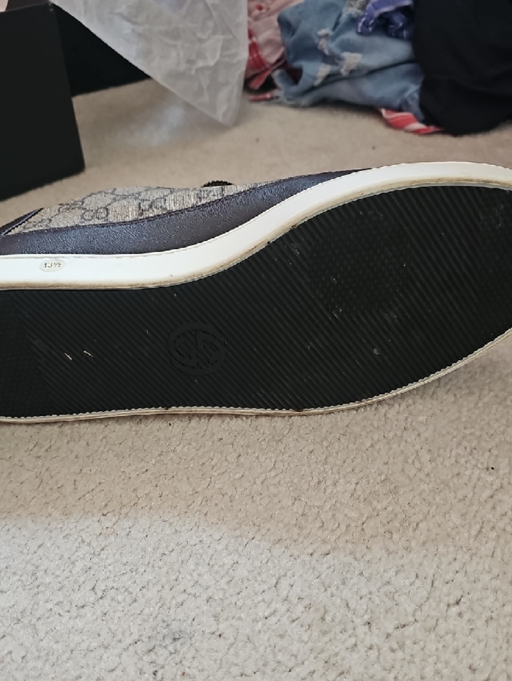 Gucci Brown & Beige Monogram Low-Top Sneakers - Picture 7 of 15